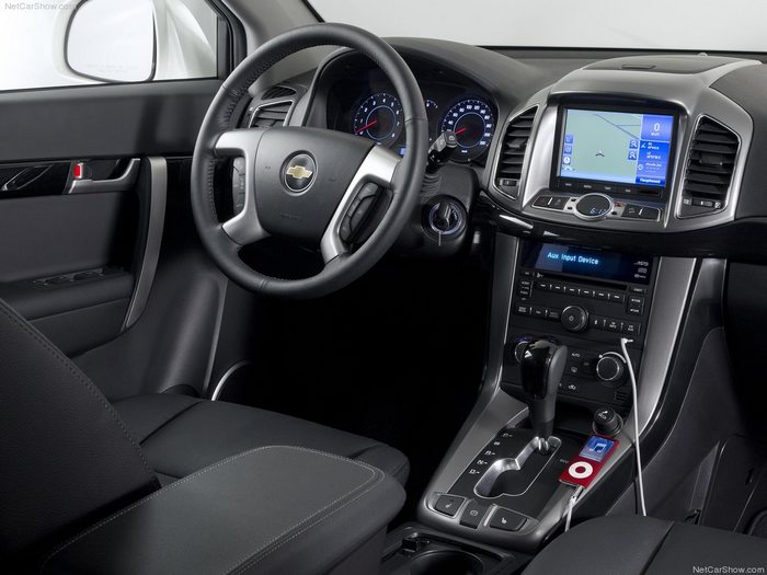 Chevrolet-Captiva_2012_2