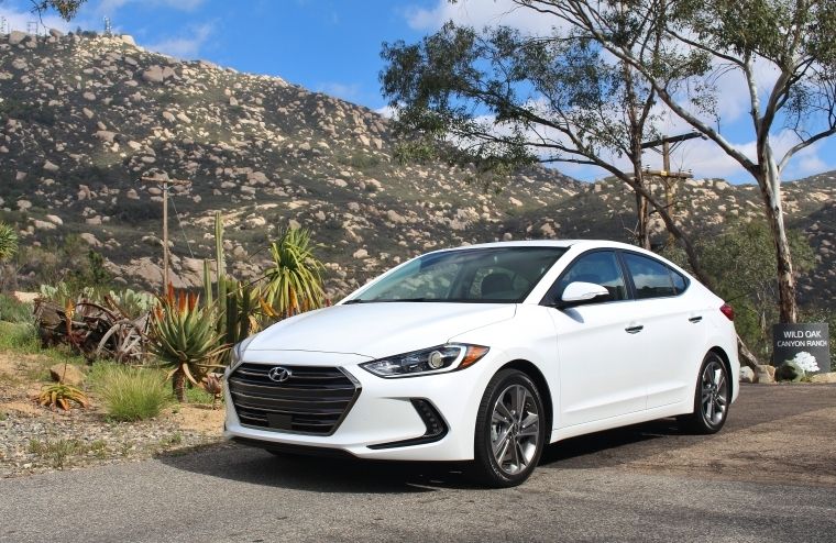 Сочетание безопасности и экологичности в новом Hyundai Elantra
